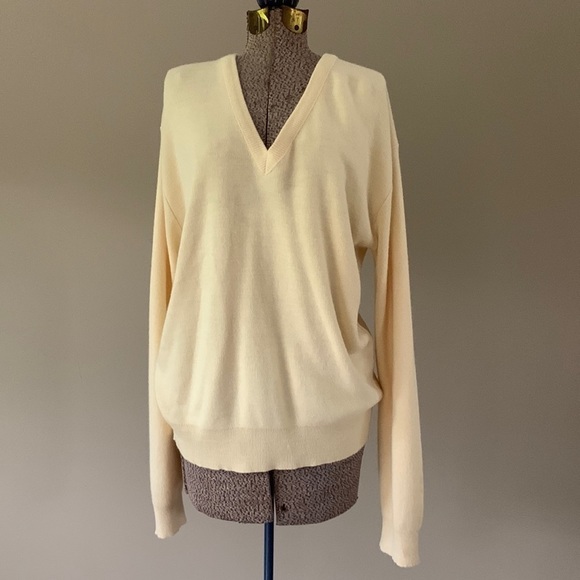 Vintage Jantzen v neck soft sweater, women's large, men's medium - Picture 1 of 5